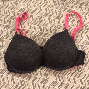 Victoria’s Secret Pink everyday push up bra